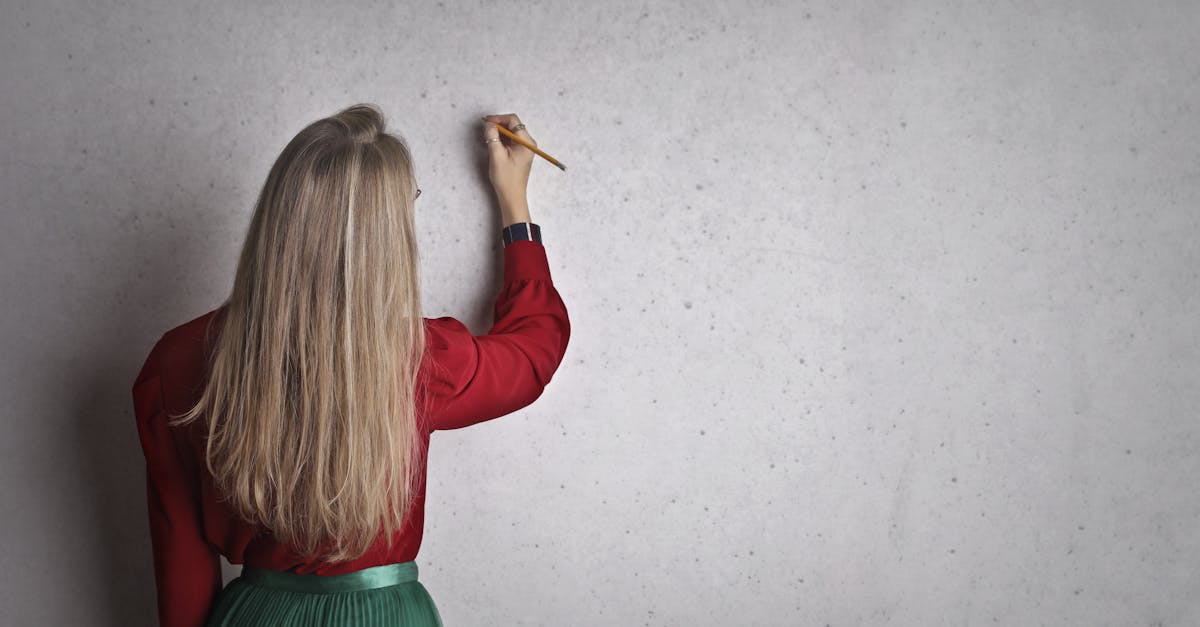 Digital Tools for Collecting Feedback in Project Management Classes